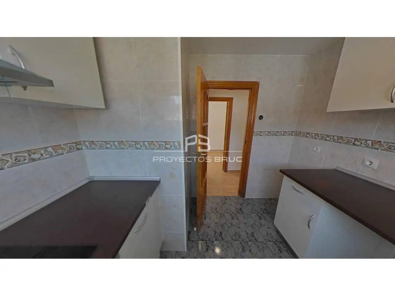 Cocina de Piso en venta en Nou Barris