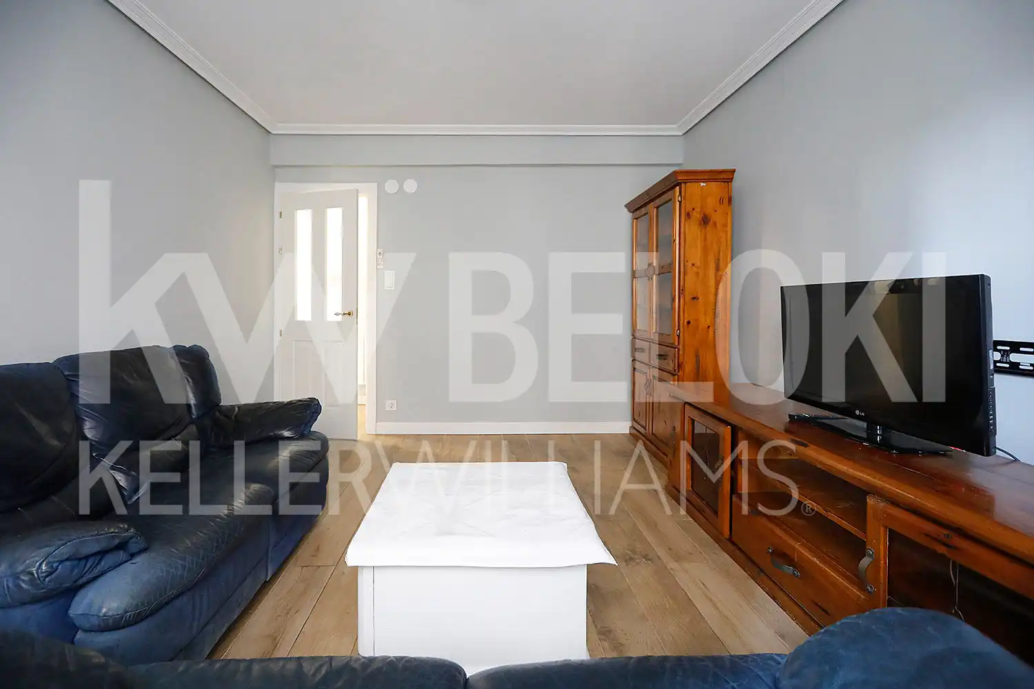 Sala de estar de Piso en venta en Irun  con Calefacción, Trastero y Balcón