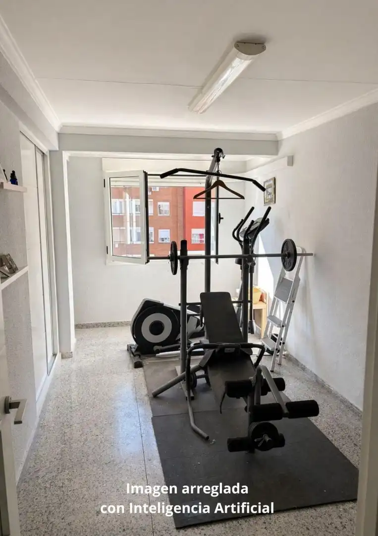 Habitación de Piso en venta en Valencia con Aire acondicionado y Balcón