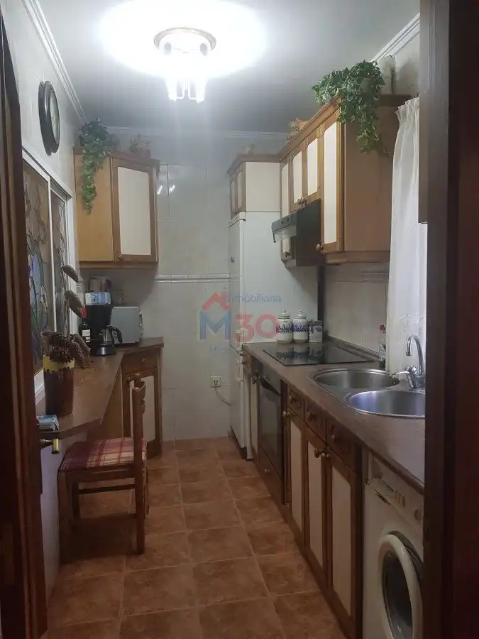 Cuina de Casa o xalet en venda en Pancorbo amb Calefacció, Terrassa i Traster
