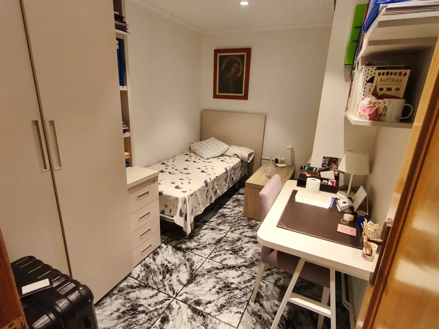 Habitación de Apartamento en venta en Sant Adrià de Besòs con Aire acondicionado, Calefacción y Terraza