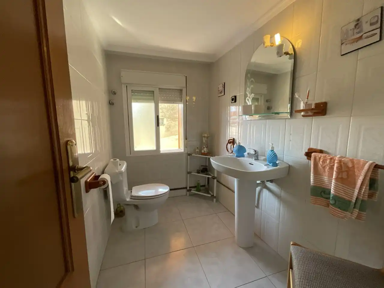 Baño de Casa o chalet en venta en Bañares con Calefacción, Trastero y Amueblado