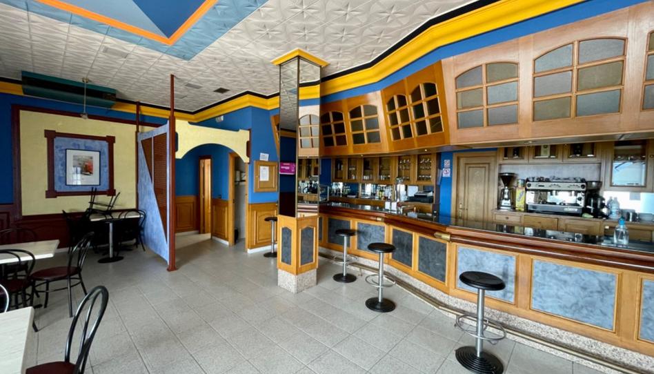 Foto 1 de Edifici en venda a Carretera Nacional VI  en  Camponaraya, 394, Camponaraya, León