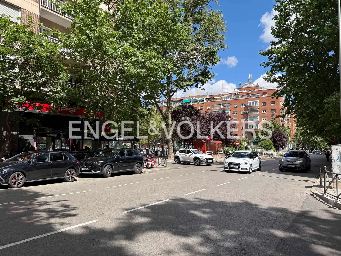 Vista exterior de Pis en venda en Madrid amb Aire condicionat, Calefacció i Terrassa