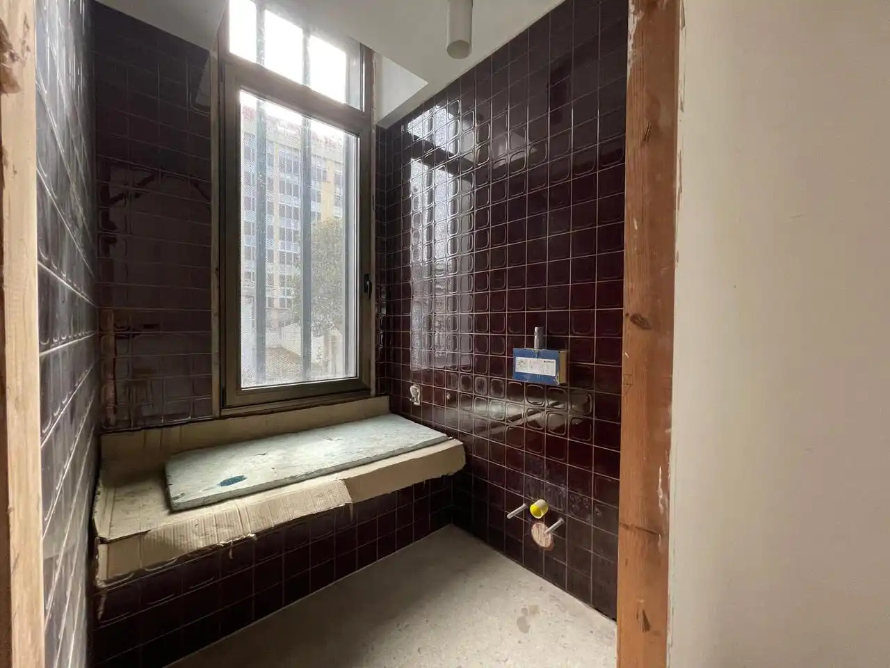 Bany de Casa o xalet en venda en A Coruña Capital  amb Calefacció, Jardí privat i Terrassa