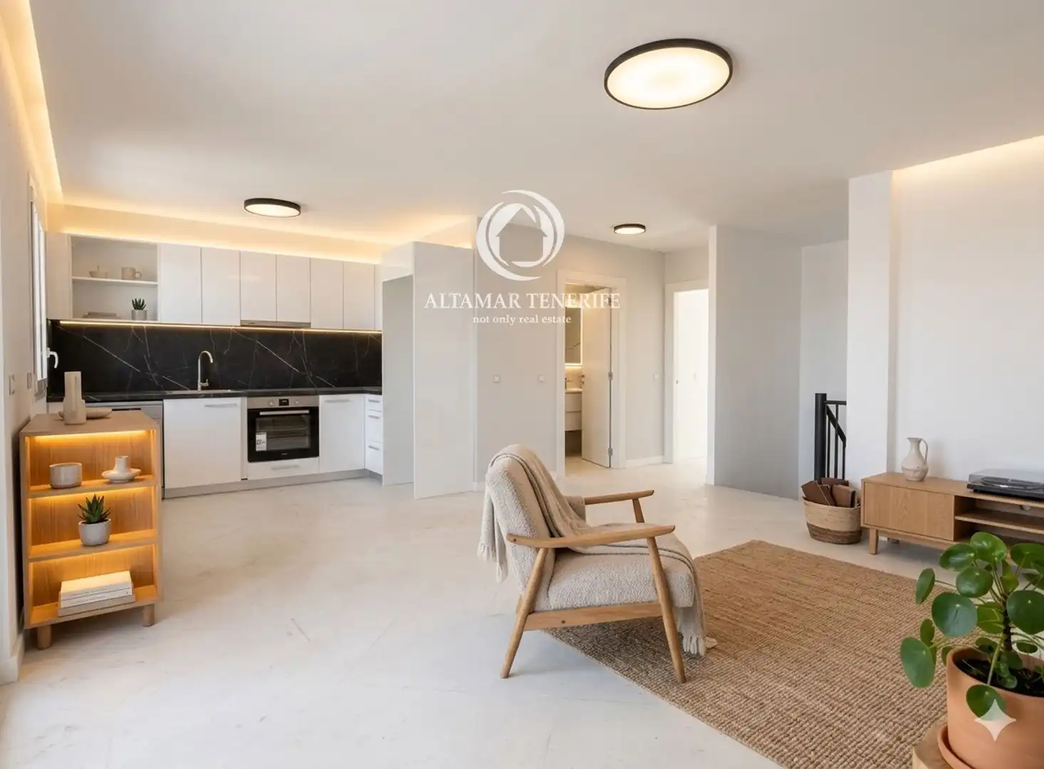 Apartamento en venta en Adeje con Aire acondicionado, Terraza y Trastero
