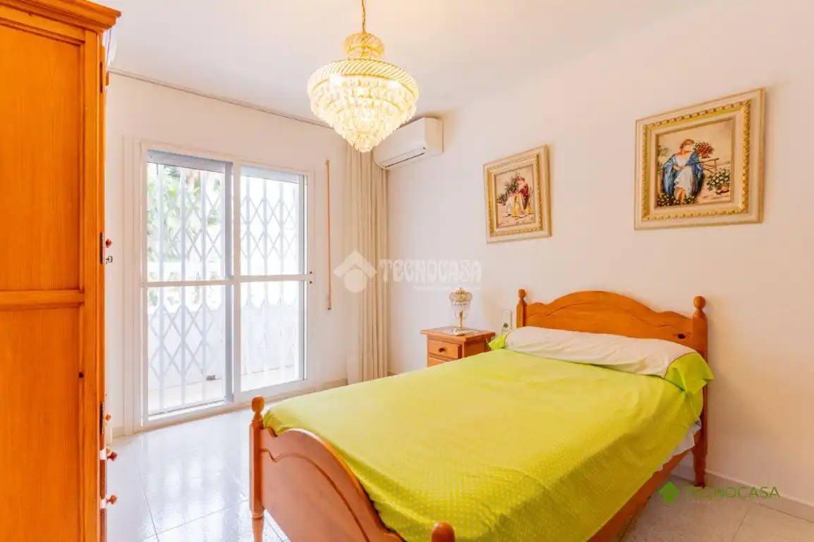 Habitación de Piso en venta en Roquetas de Mar con Aire acondicionado, Terraza y Balcón