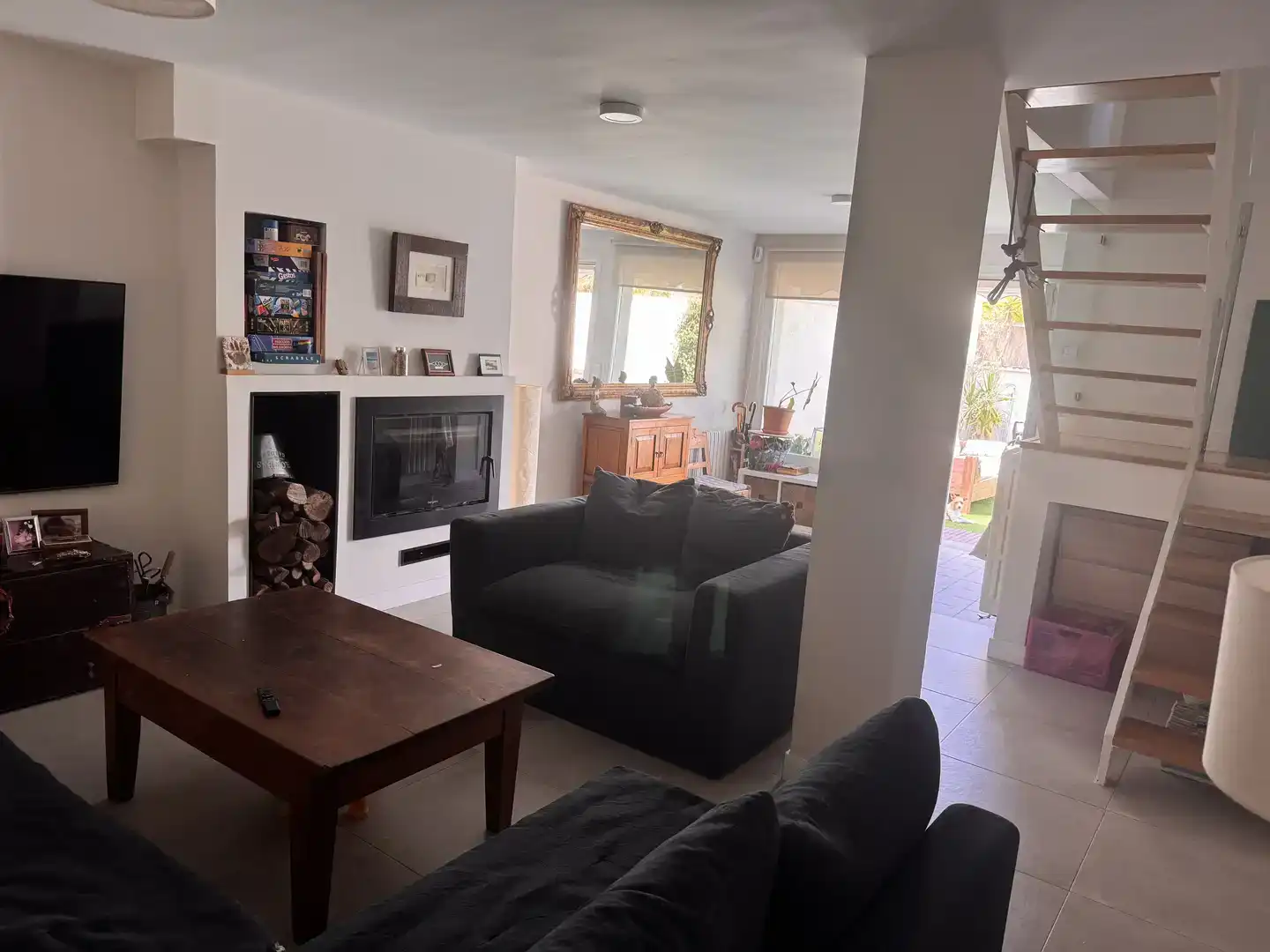 Sala de estar de Casa o chalet en venta en  Madrid Capital con Aire acondicionado y Balcón