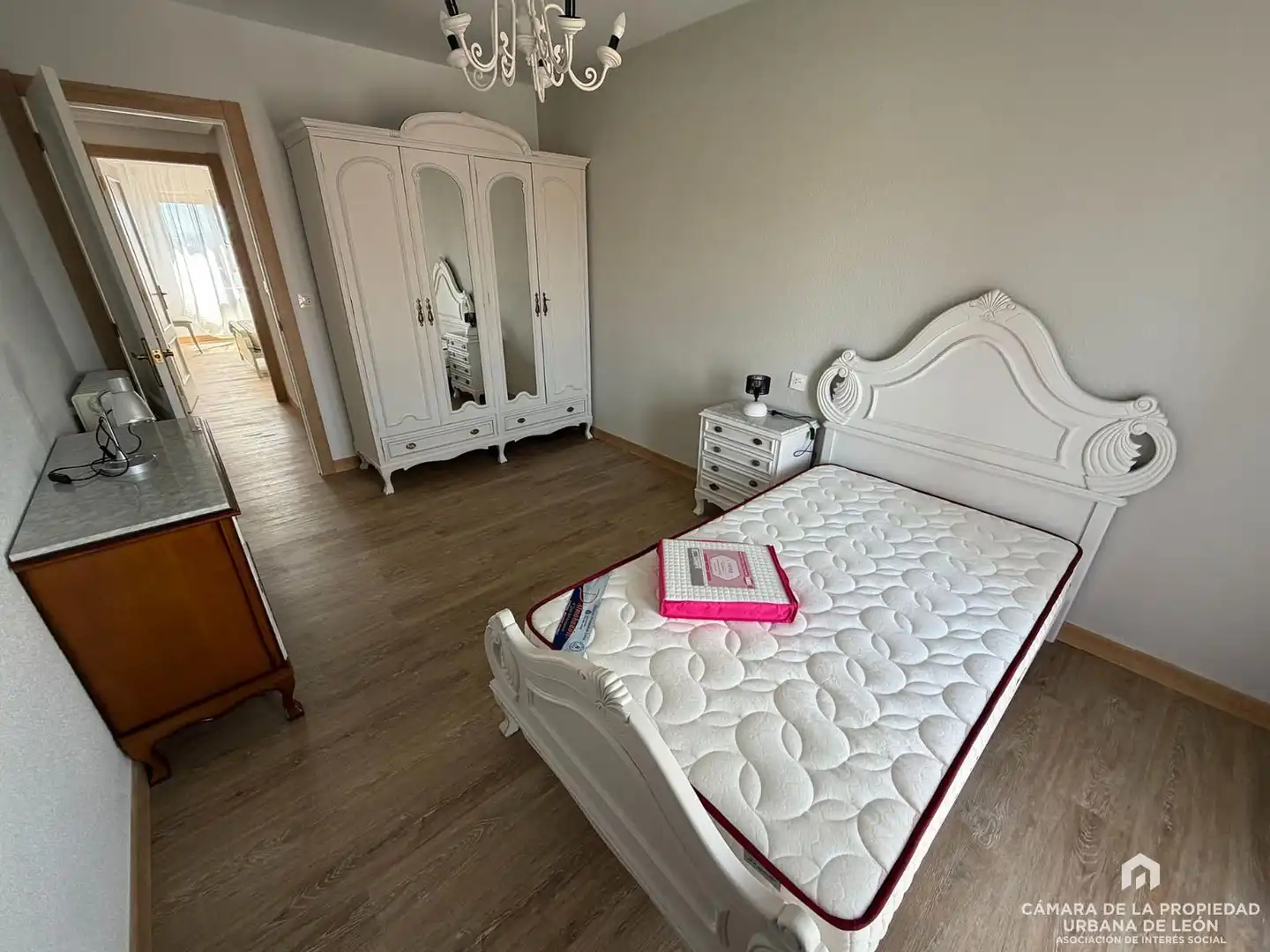 Schlafzimmer von Wohnung zur Miete in León Capital  mit Heizung und Möbliert