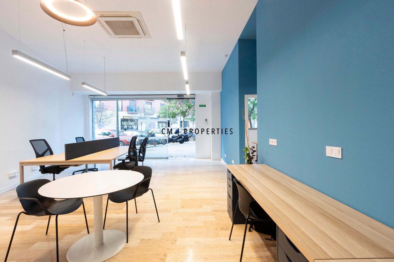 Oficina de lloguer en  Valencia Capital amb Aire condicionat, Calefacció i Moblat