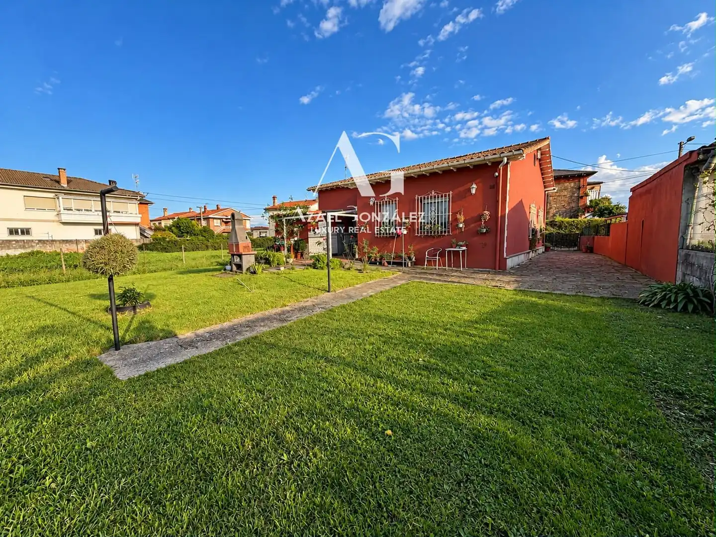 Jardín de Casa o chalet en venta en Torrelavega  con Calefacción y Amueblado