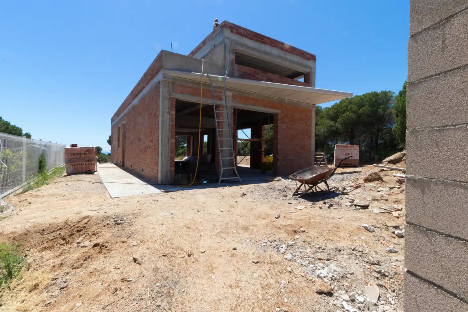 Vista exterior de Casa o xalet en venda en Sant Pol de Mar amb Terrassa