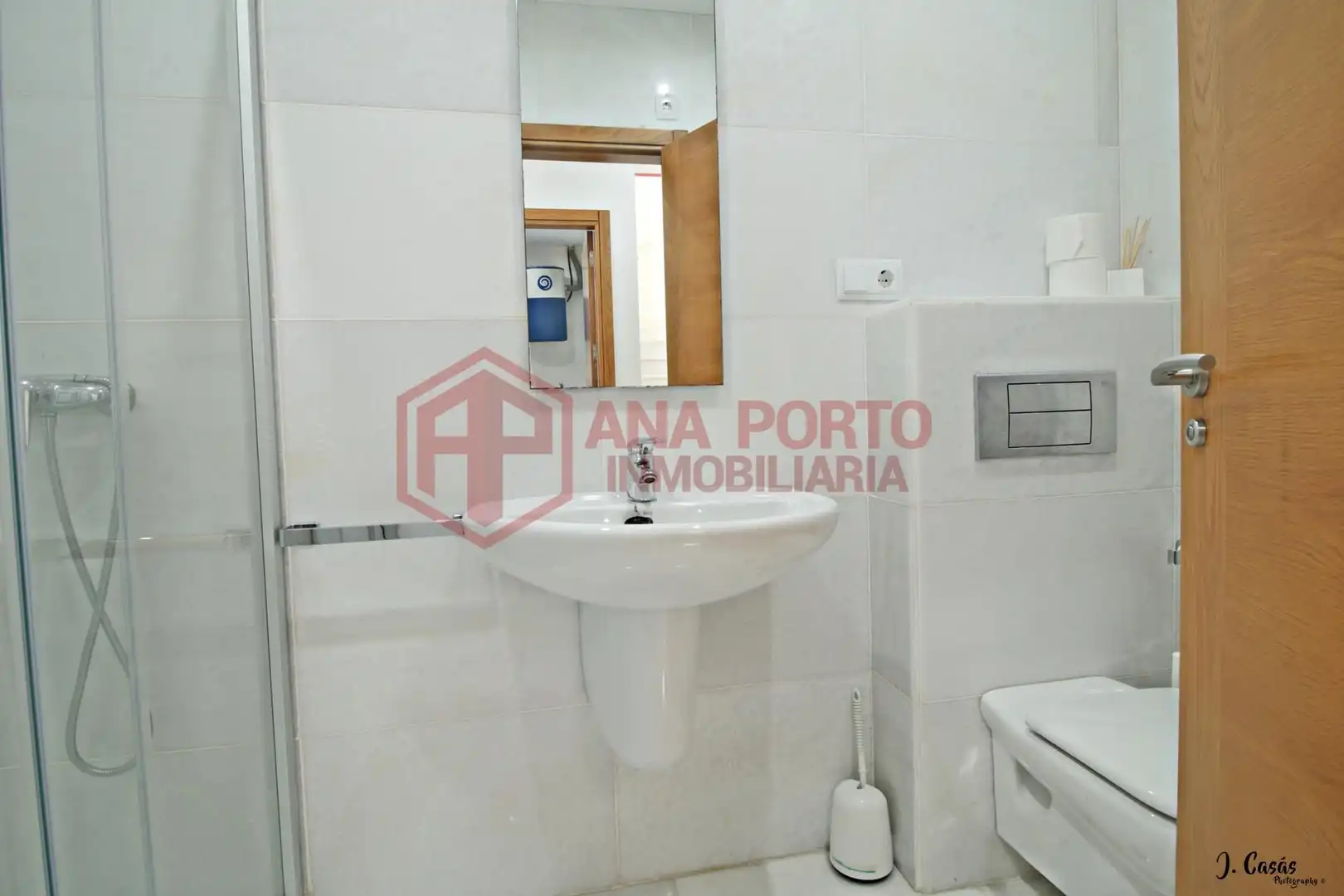 Bany de Casa adosada en venda en O Grove   amb Calefacció, Jardí privat i Parquet