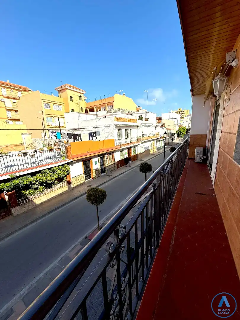 Vista exterior de Edifici en venda en Las Lagunas