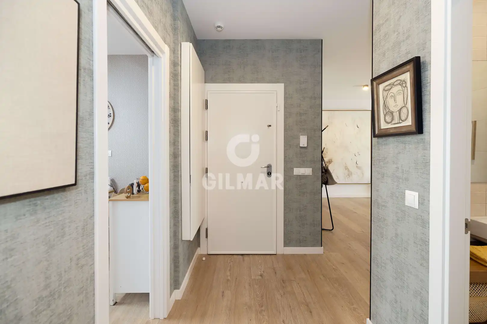 Piso en venta en Torremolinos con Calefacción, Jardín privado y Trastero
