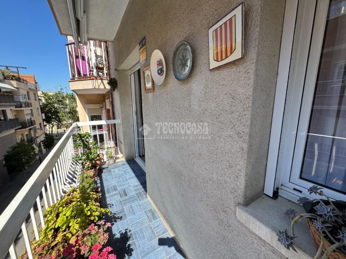 Balcony of Flat for sale in  Barcelona Capital  with Furnished