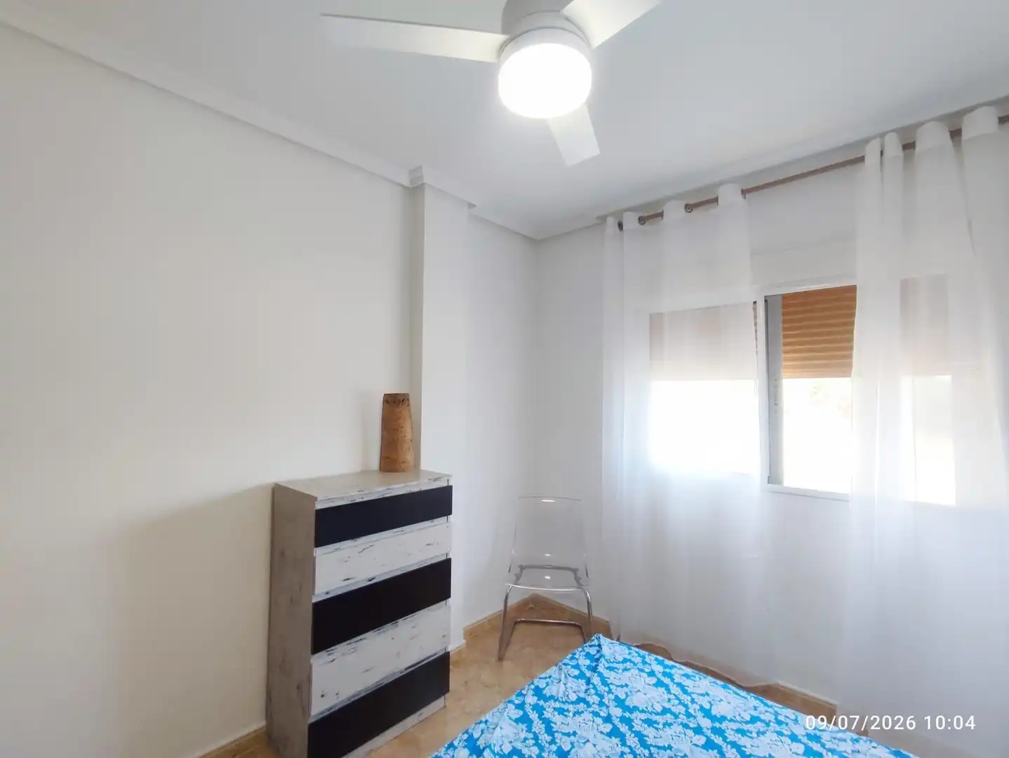 Habitación de Ático en venta en Orihuela con Aire acondicionado, Terraza y Amueblado