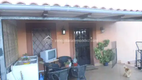 Terrasse von Fabrikhallen zur Miete in Cáceres
