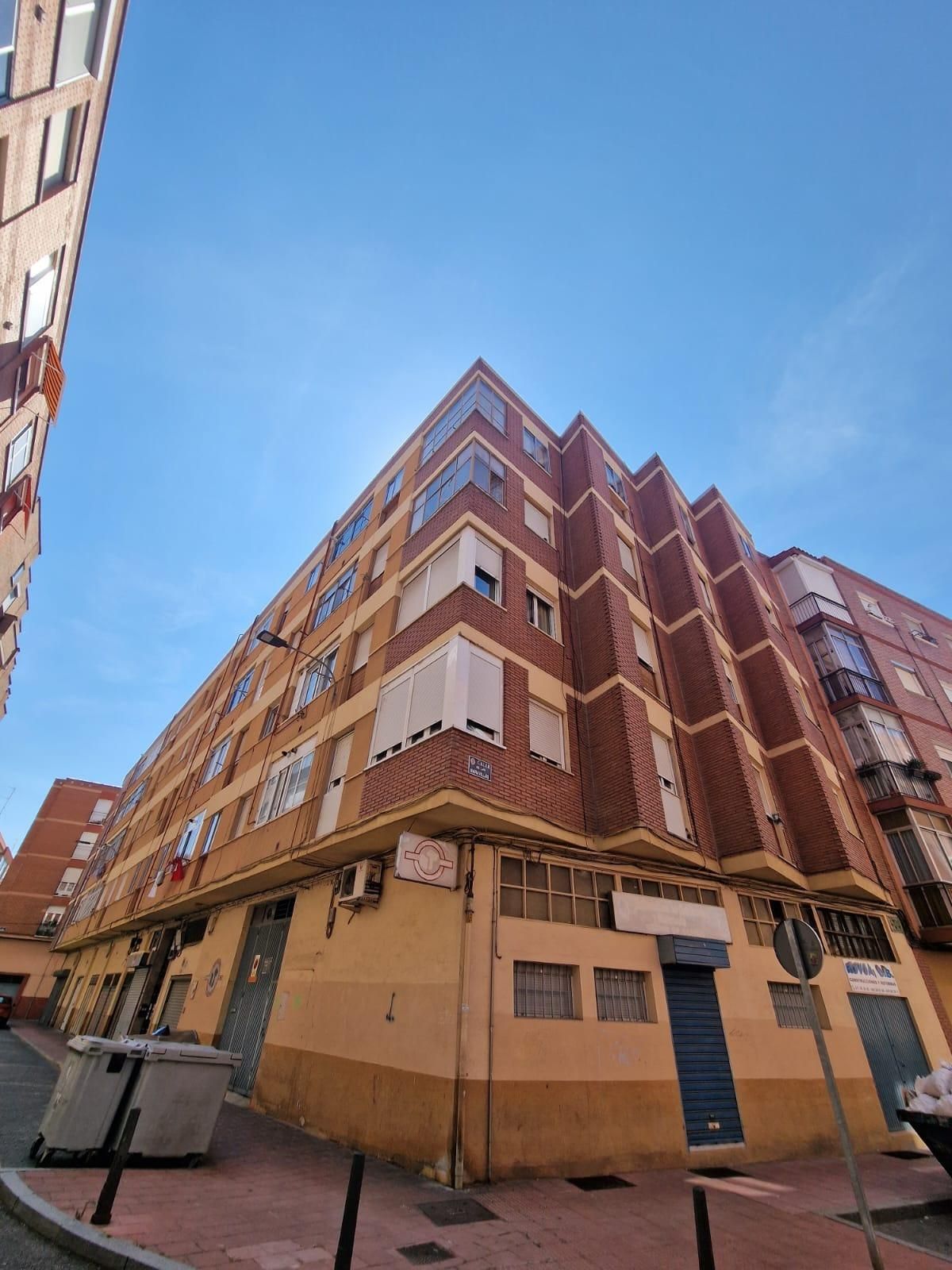 Apartment to rent in Calle de Isaac Quintero, Vadillos