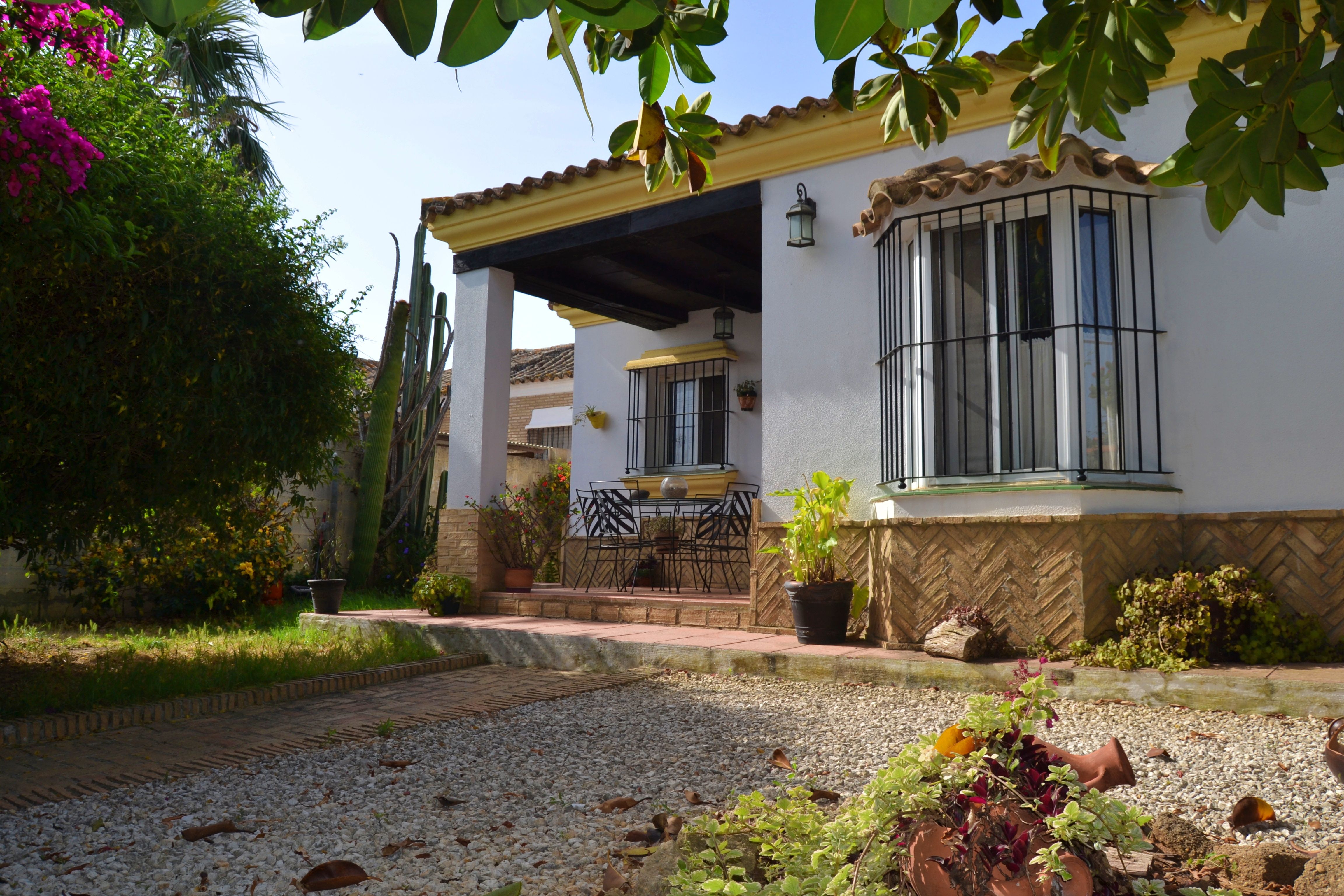 Jardí de Casa o xalet en venda en Chiclana de la Frontera amb Jardí privat, Terrassa i Piscina