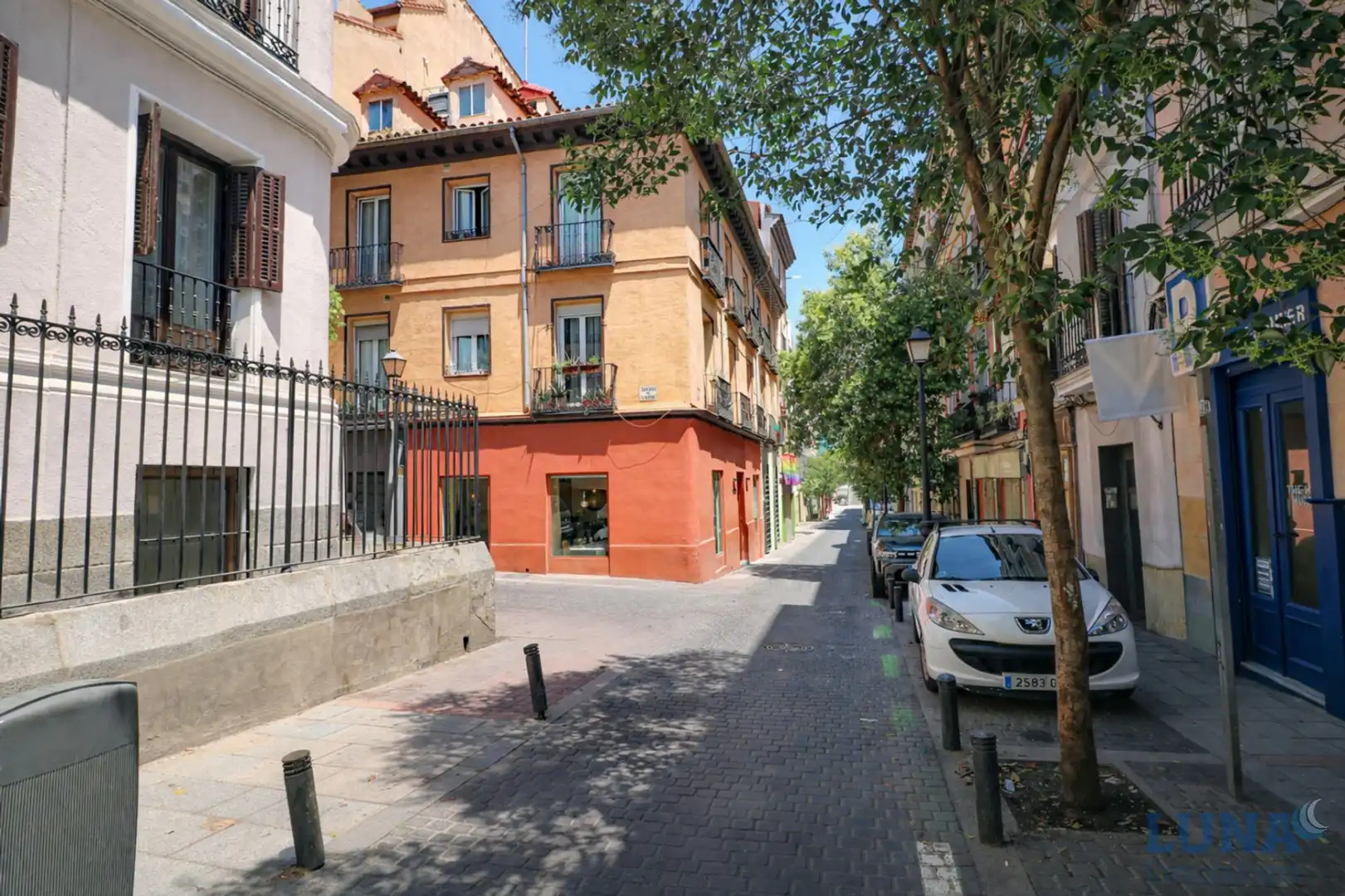 Außenansicht von Wohnung zum Verkauf in Madrid mit Klimaanlage, Heizung und Parkett