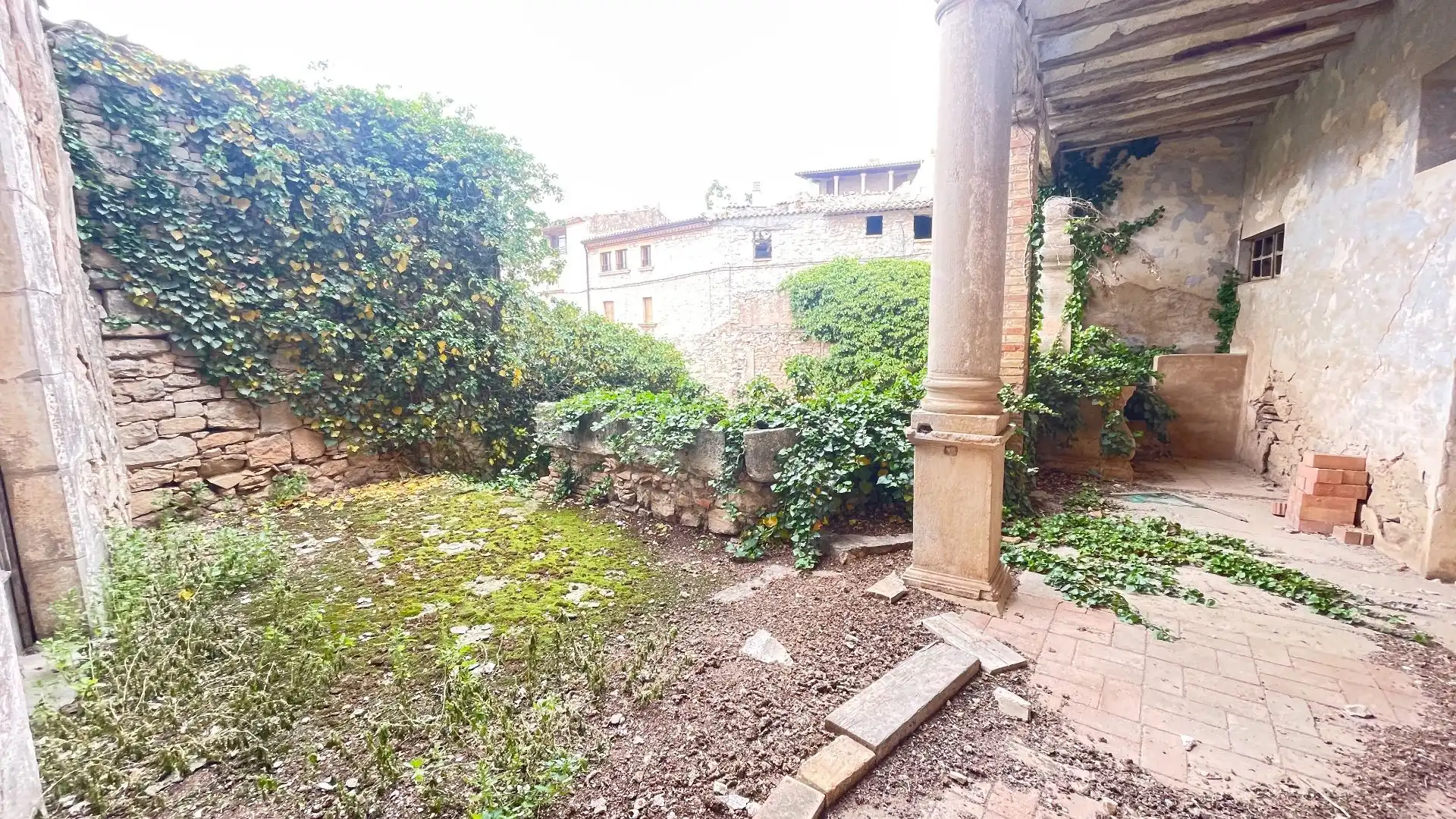 Finca rústica en venda en Sant Martí de Riucorb