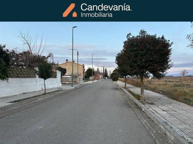 Terreno residencial en Venta en Calle Huertos, 7 en Zuera
