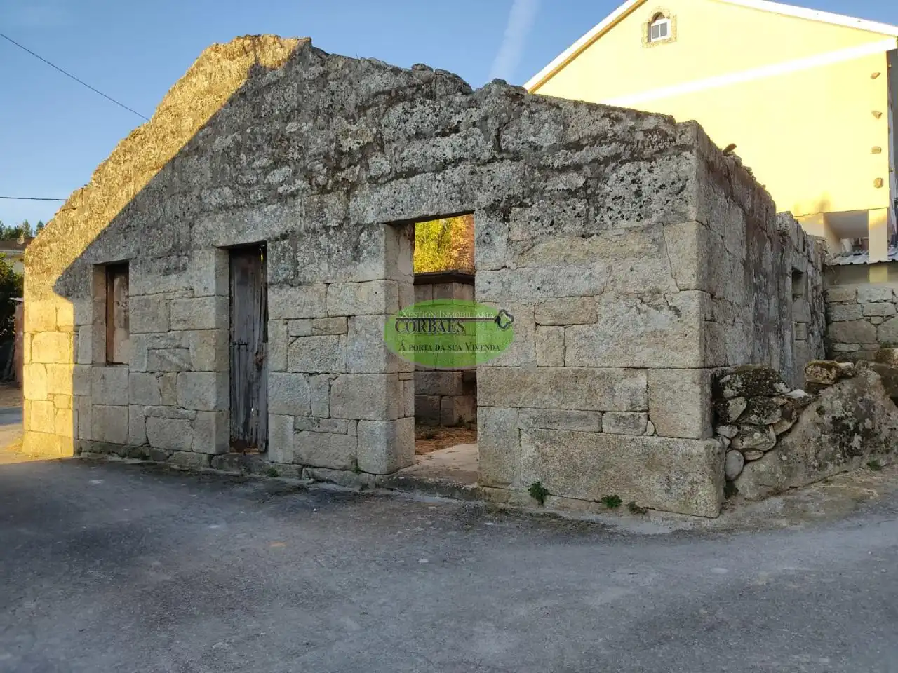 Casa amb jardí en venda a Maside