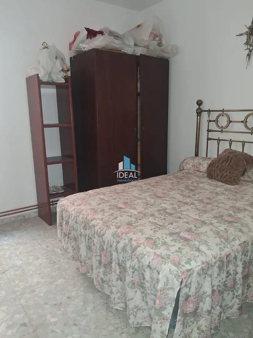 Habitación de Piso en venta en Don Benito con Aire acondicionado, Calefacción y Amueblado