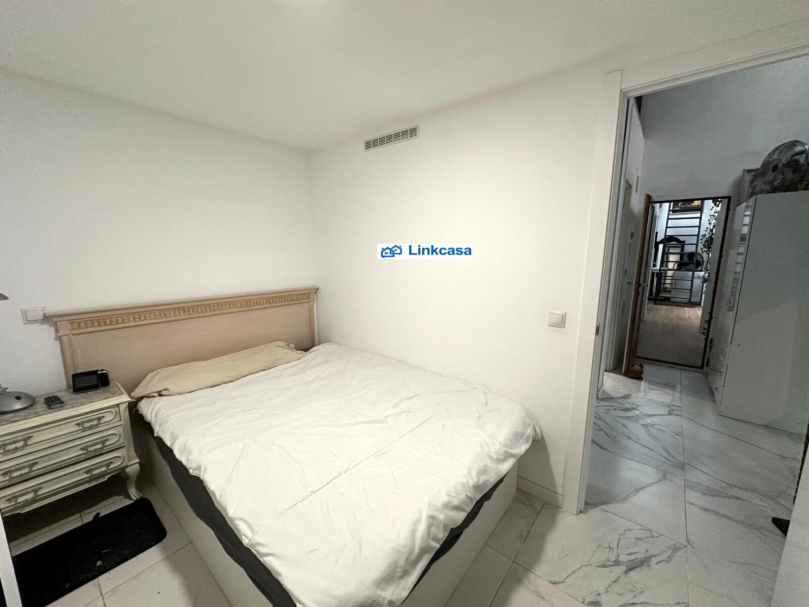 Bedroom of Flat for sale in  Madrid Capital  with Air Conditioner and Heating