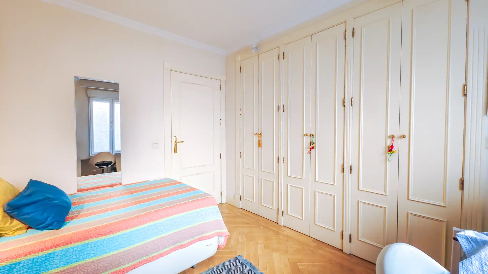 Habitación de Piso en venta en Madrid con Aire acondicionado, Calefacción y Jardín privado