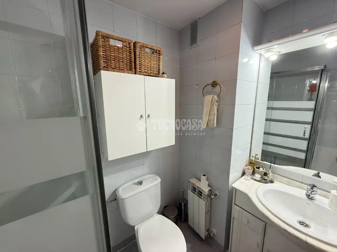 Baño de Piso en venta en Madrid con Aire acondicionado y Calefacción