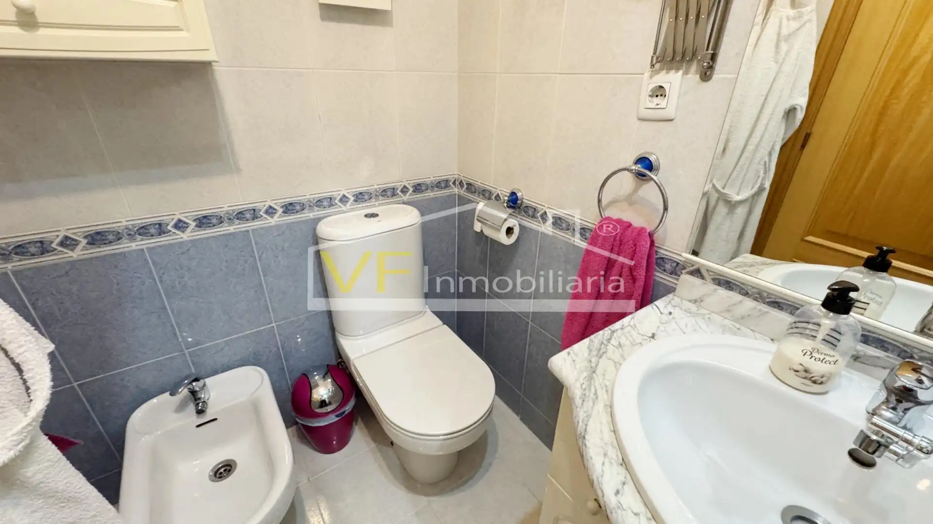 Baño de Piso en venta en Málaga con Aire acondicionado, Jardín privado y Terraza