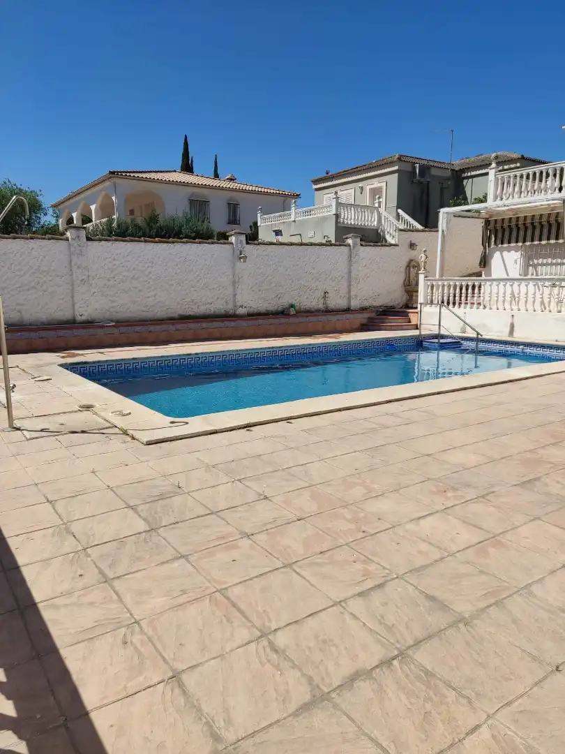 Piscina de Casa o chalet en venta en Mengíbar con Amueblado