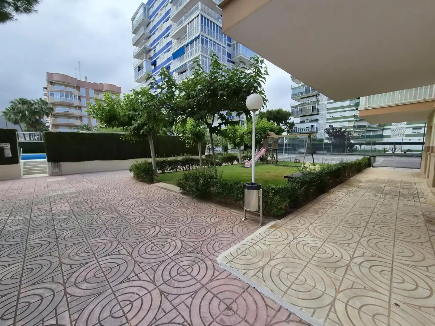 Terraza de Apartamento de alquiler en Benicasim / Benicàssim con Terraza y Amueblado