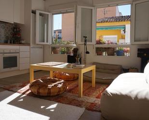 Living room of Flat for sale in  Granada Capital  with Air Conditioner and Balcony