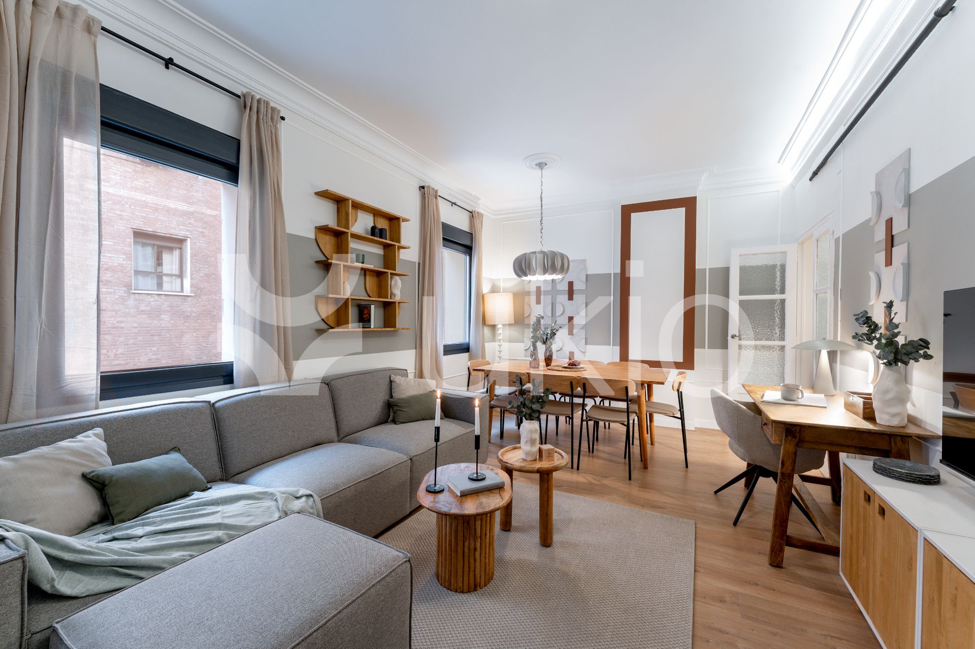Sala d'estar de Apartament de lloguer en  Madrid Capital amb Aire condicionat, Calefacció i Moblat