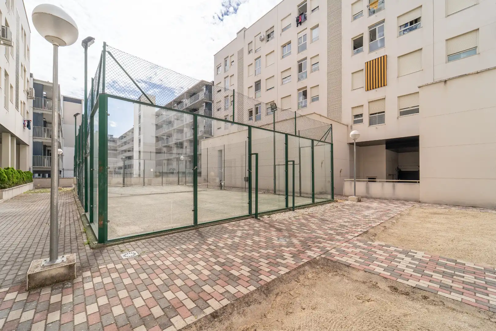 Parkplatz von Wohnung zum Verkauf in Móstoles mit Klimaanlage, Heizung und Abstellraum
