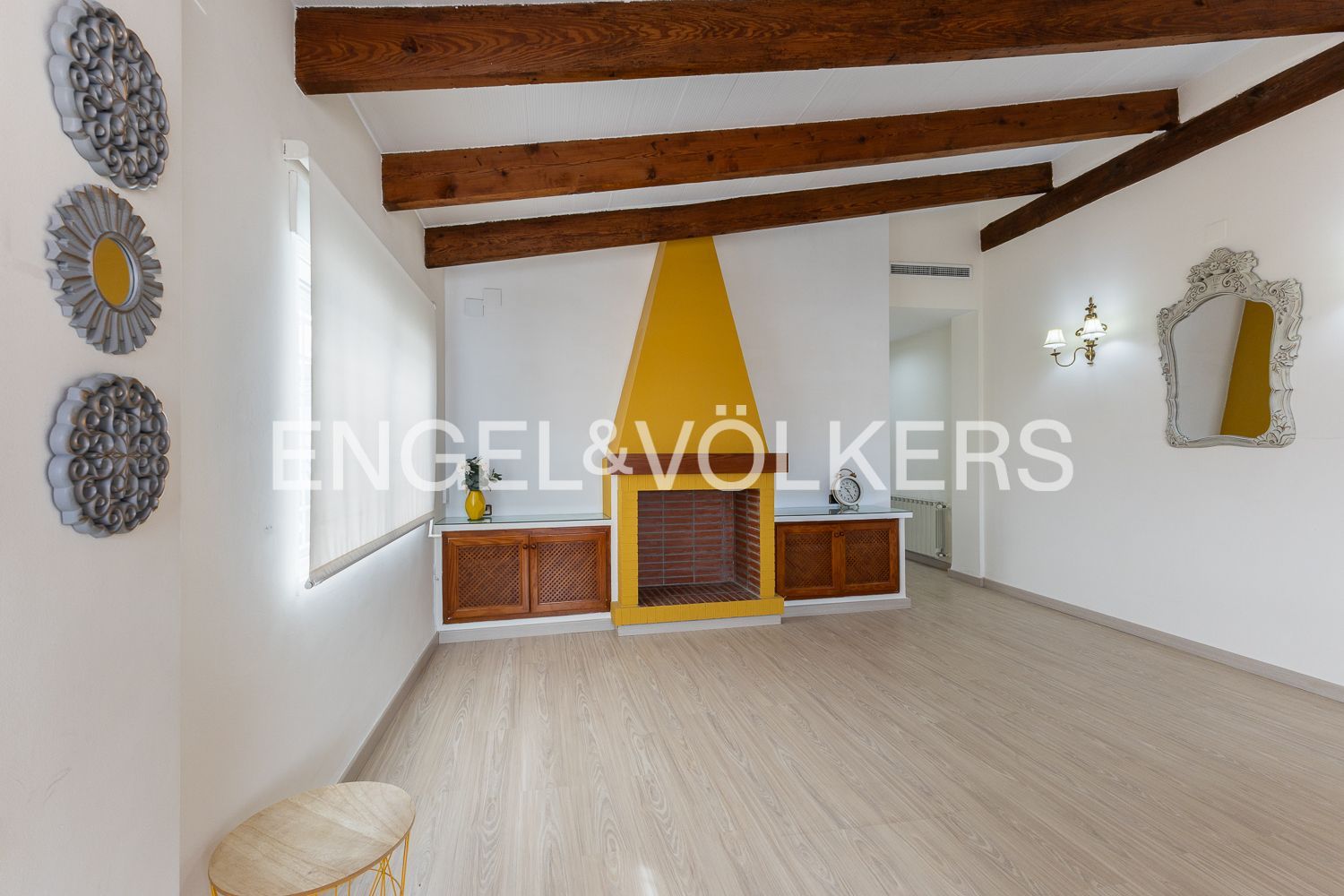 Living room of Attic to rent in  Valencia Capital  with Air Conditioner, Heating and Private garden