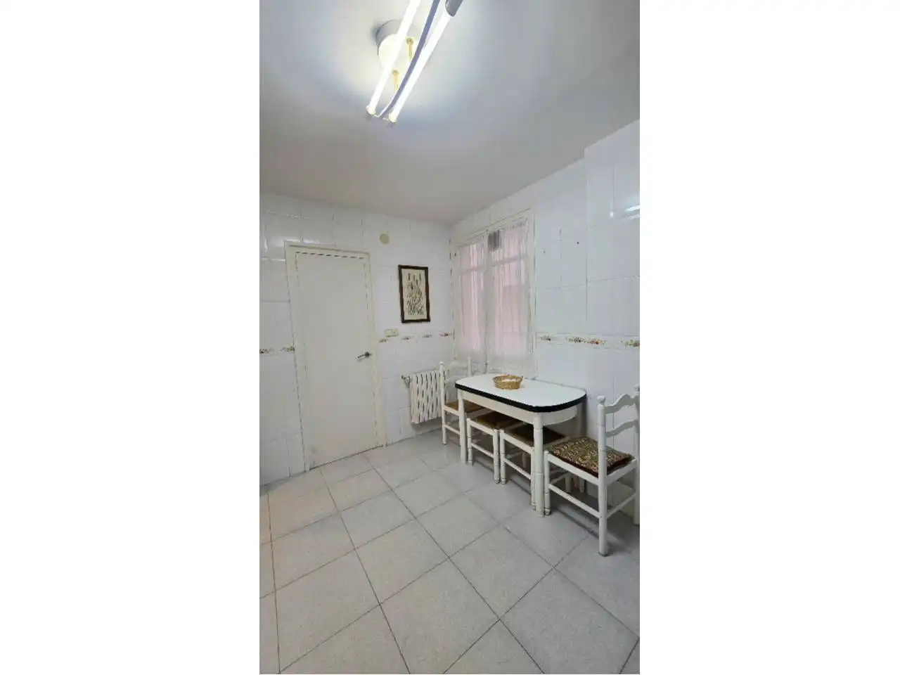 Cuina de Apartament en venda en  Logroño amb Calefacció, Parquet i Terrassa