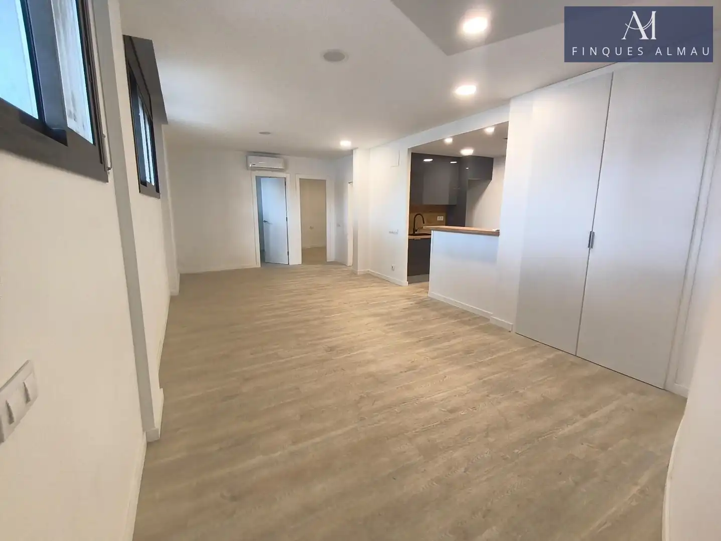 Ground floor for sale in Centre Vila