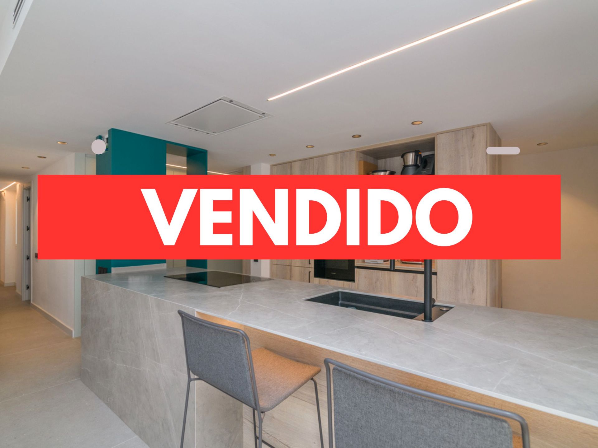 Kitchen of Flat for sale in Castelldefels  with Air Conditioner, Heating and Terrace