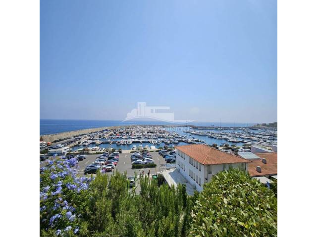 Casa-chalet en Venta en Ample en Centre