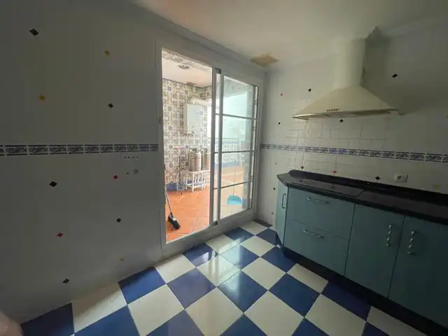 Cuina de Pis en venda en Ubrique amb Aire condicionat i Moblat
