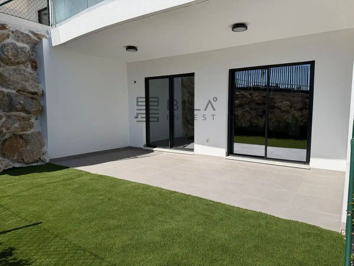 Piso con piscina en venta en Cedro, imagen 3
