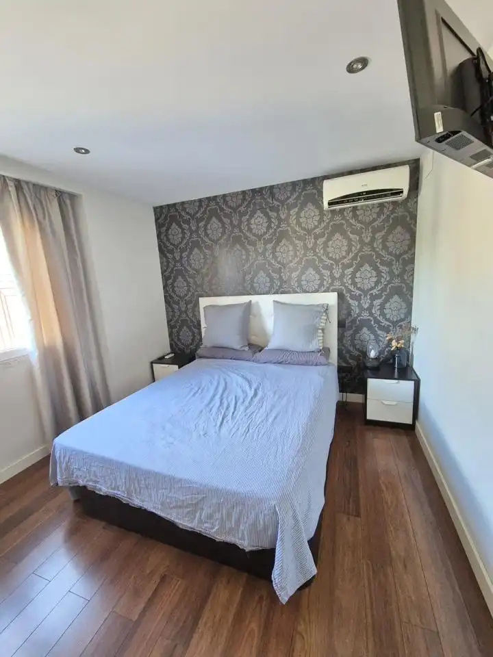Bedroom of Flat for sale in Majadahonda  with Air Conditioner