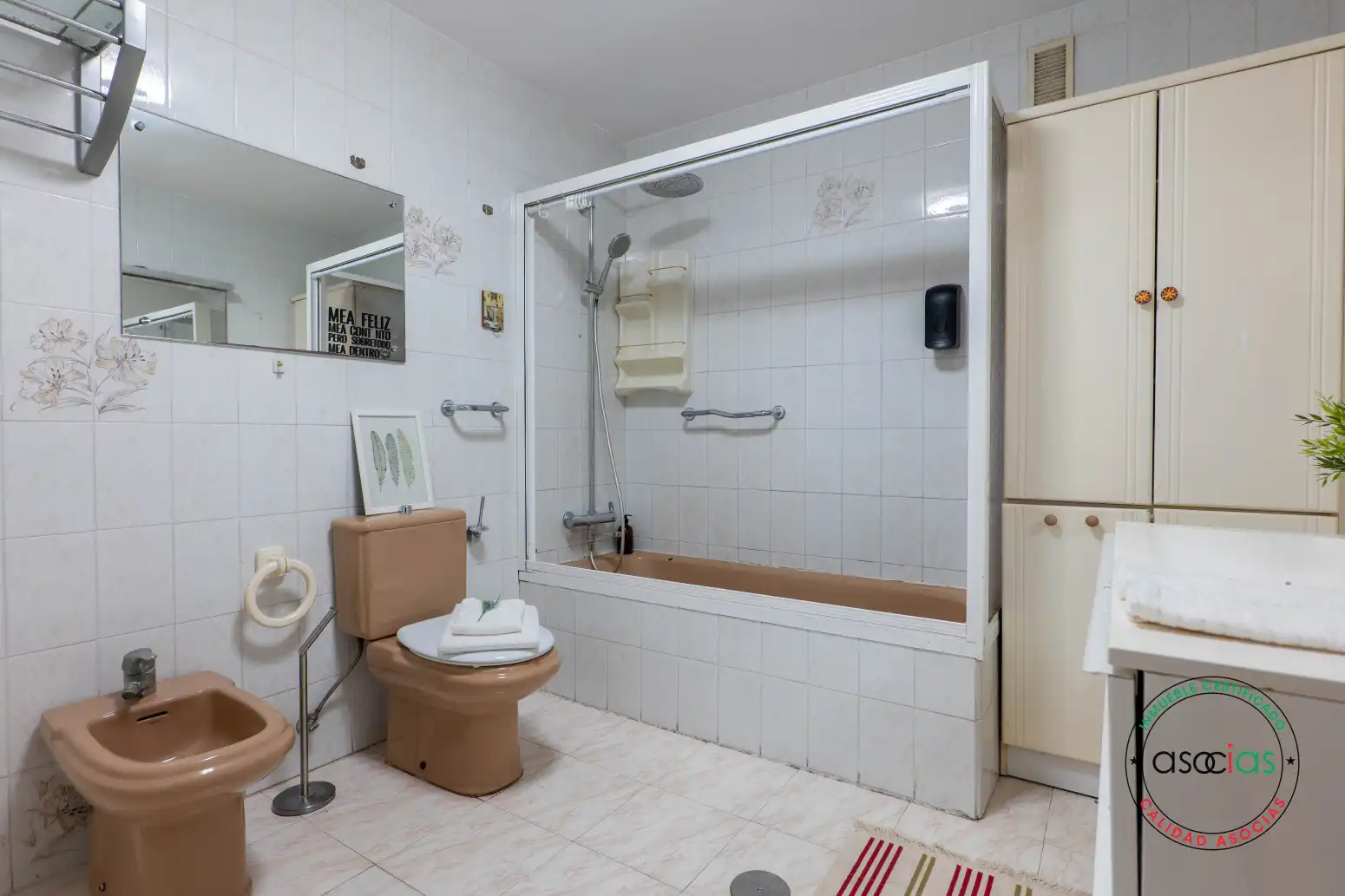 Badezimmer von Wohnung zum Verkauf in Gijón  mit Heizung, Parkett und Abstellraum