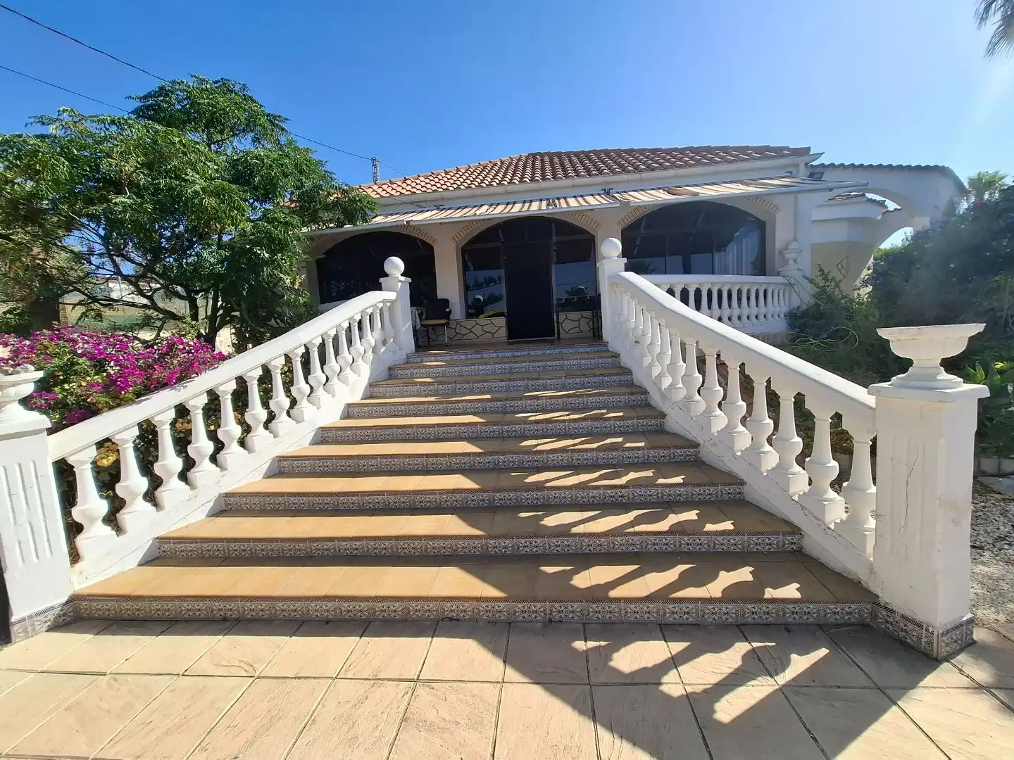 Exterior view of Houses for sale in Busot  with Terrace, Swimming Pool and Balcony