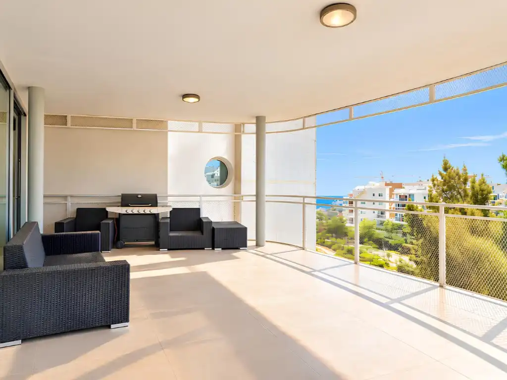 Terraza de Piso en venta en Fuengirola con Aire acondicionado, Amueblado y Horno