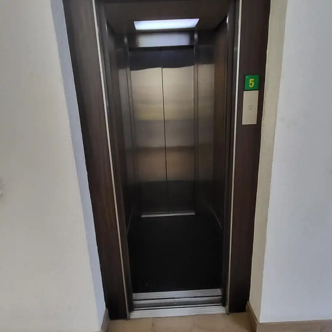 Oficina en venda en Bilbao  amb Calefacció